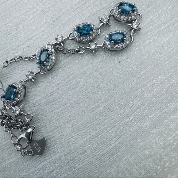 S925 Oval London Blue Topaz Chain Bracelet - Picture 3 of 3